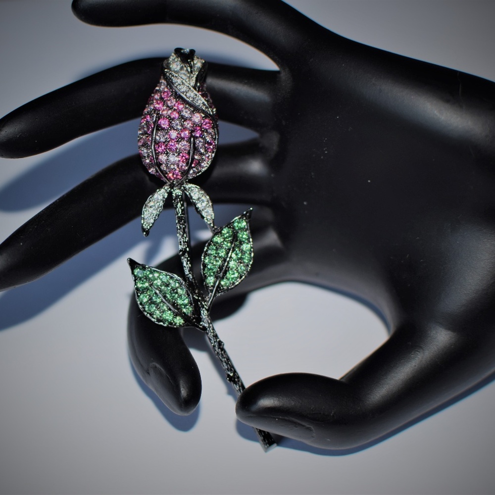 KENNETH JAY LANE Flower Pin